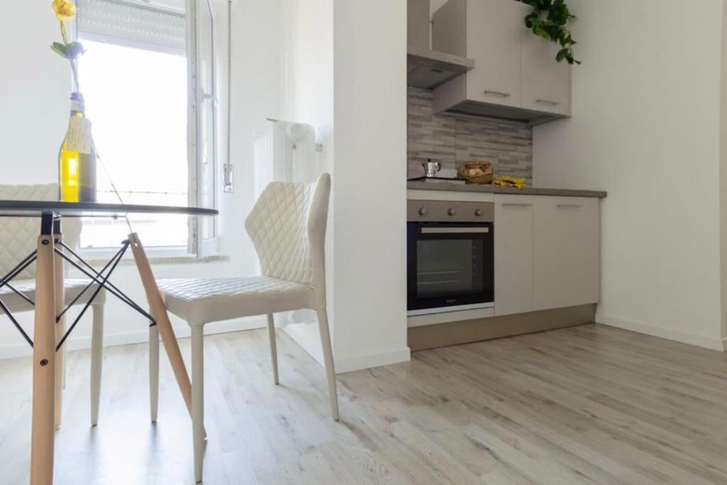One Flat/Studio,Busto ArsizioCenter,With Terrace Exterior foto